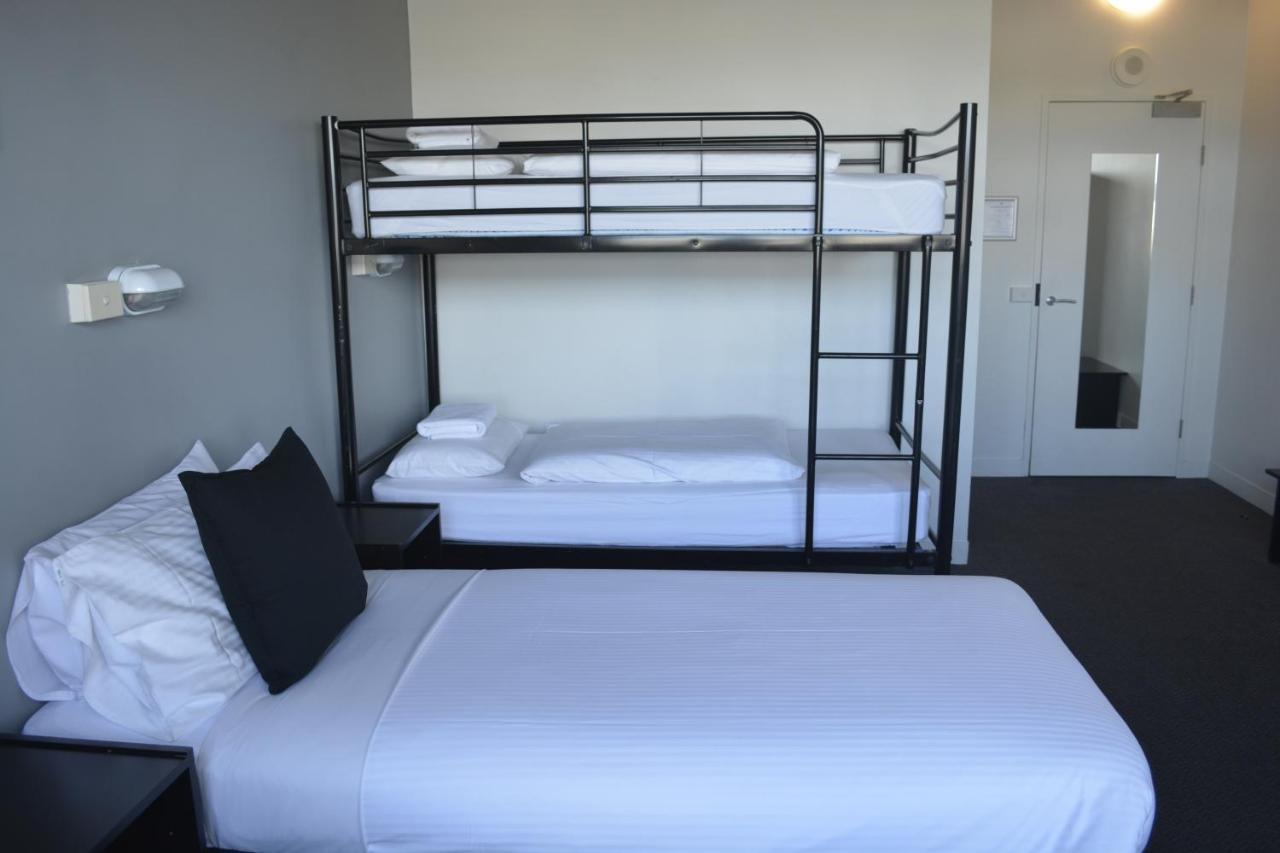Urban Central Accommodation Melbourne City Exterior foto